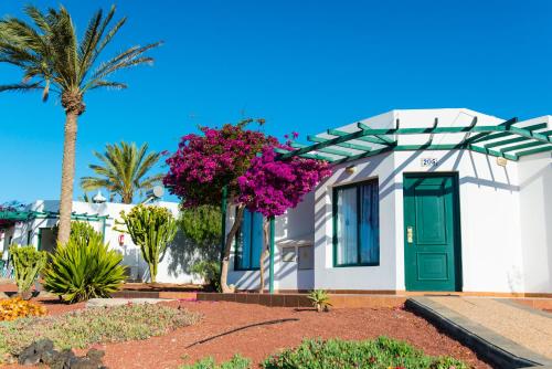 Bungalow del hotel Hl Club Playa Blanca. Foto 2