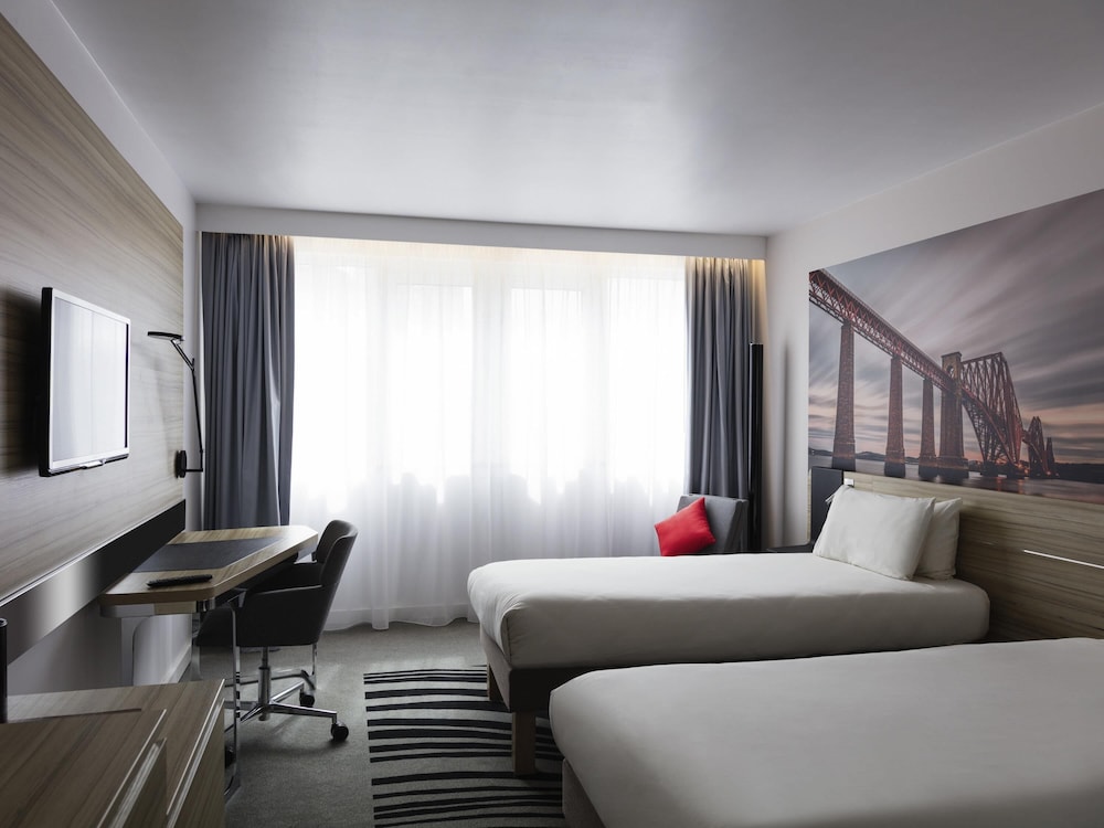 Habitación estándar, 2 camas individuales del hotel Novotel Edinburgh Centre. Foto 3