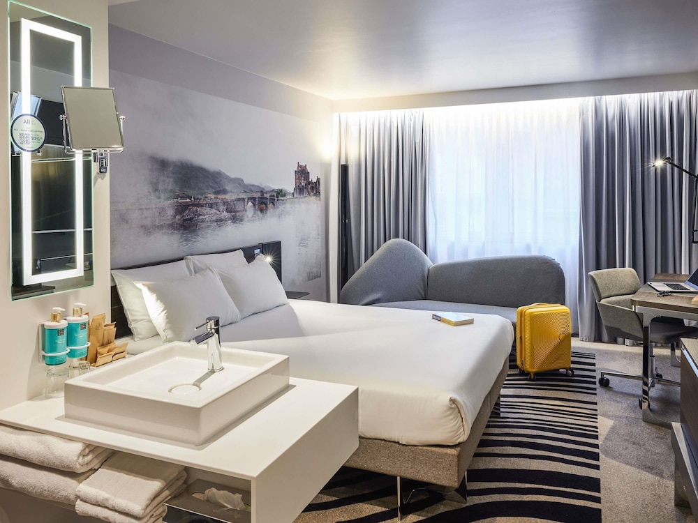 Habitación ejecutiva, 1 cama de matrimonio con sofá cama del hotel Novotel Edinburgh Centre