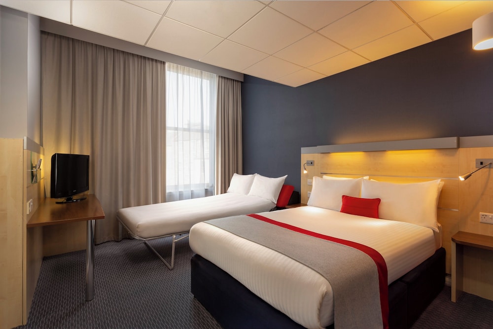 Habitación estándar, 1 cama doble con sofá cama del hotel Holiday Inn Express - Edinburgh City Centre, An Ihg. Foto 2
