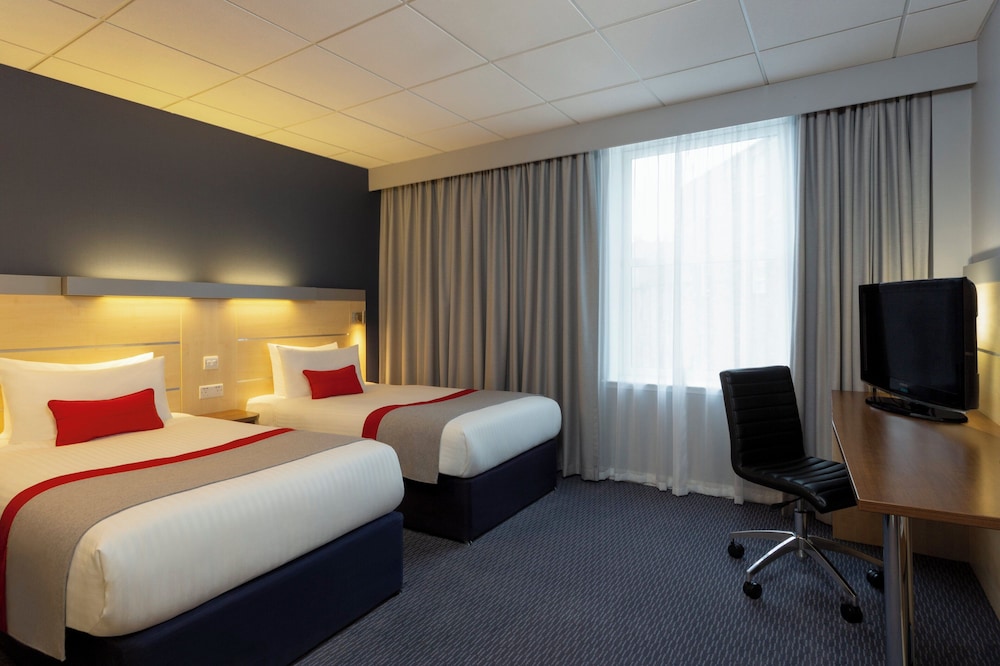 Habitación estándar, 2 camas individuales del hotel Holiday Inn Express - Edinburgh City Centre, An Ihg. Foto 3