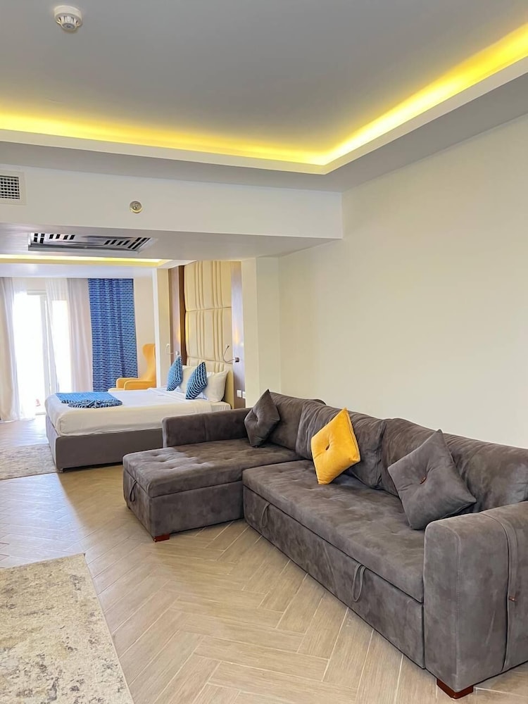 Habitación Junior del hotel Bellagio Beach Resort. Foto 2