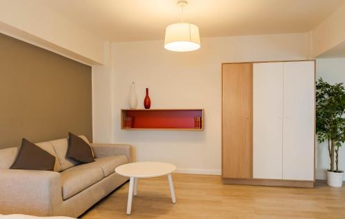 Apartamento Estudio con balcón del hotel Park Inn By Radisson Bucharest and Residence. Foto 1