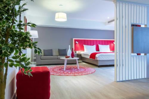 Apartamento Estudio con balcón del hotel Park Inn By Radisson Bucharest and Residence. Foto 9