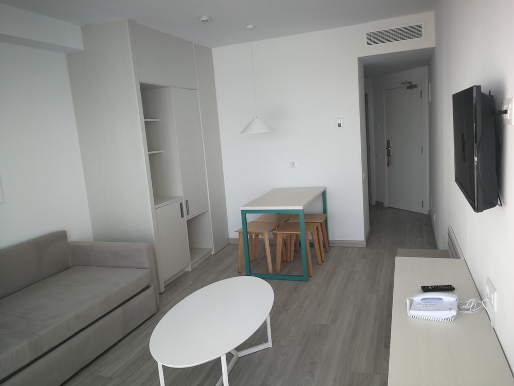 Habitación familiar, vistas al mar del hotel SBH Maxorata Resort