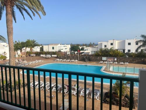 Apartamento de 1 dormitorio con vistas completas o parciales a la piscina del hotel Acuario Sol. Foto 14