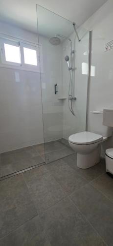 Apartamento de 1 dormitorio con vistas completas o parciales a la piscina del hotel Acuario Sol. Foto 3