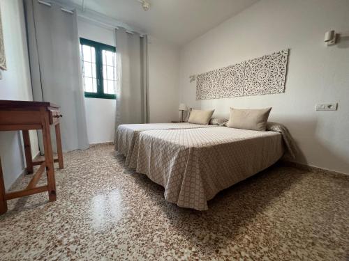 Apartamento de 1 dormitorio con vistas completas o parciales a la piscina del hotel Acuario Sol. Foto 40