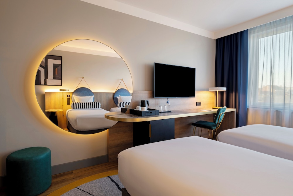 Habitación estándar con 2 camas individuales del hotel The Belson Brussels, a Tribute Portfolio Hotel. Foto 1