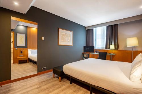 Habitación Doble Deluxe del hotel Eurostars Atlántida. Foto 3