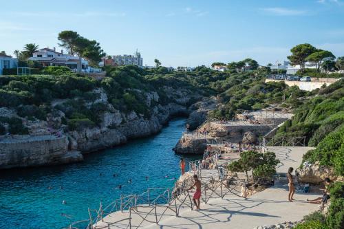 Apartamento de 1 dormitorio del hotel Pierre and Vacances Menorca Cala Blanes. Foto 9