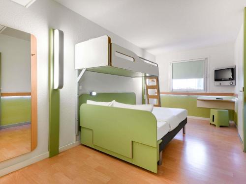 Habitación Doble del hotel Ibis budget Berlin Potsdamer Platz. Foto 2