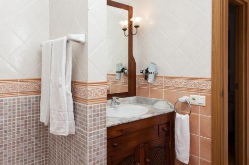 Apartamento de 1 dormitorio con vistas a la piscina del hotel Tao Caleta Playa. Foto 6