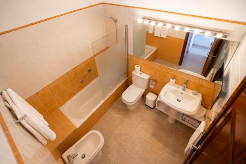 Apartamento con vistas al jardín del hotel La Casa Verde. Foto 3