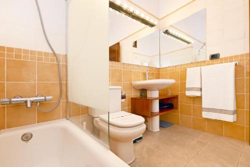 Apartamento con vistas al jardín del hotel La Casa Verde. Foto 3