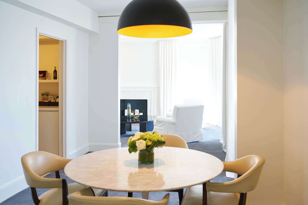 Atico del hotel The Chicago Hotel Collection Ambassador Gold Coast. Foto 1