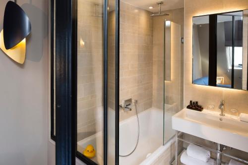Suite Junior del hotel Le 10 Bis. Foto 8