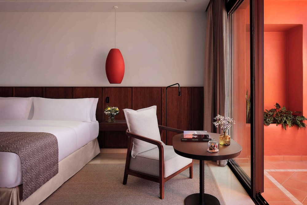 Habitación Premium, vistas al mar del hotel Tivoli La Caleta Resort. Foto 4