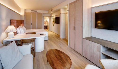 Suite Junior del hotel Sercotel Pozuelo. Foto 3