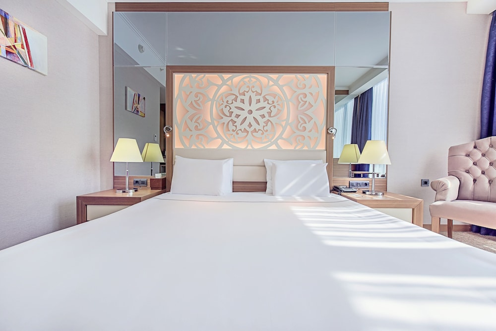 Habitación Estándar con 1 cama doble, vistas a la ciudad del hotel Downtown Ankara Hotel. Foto 1