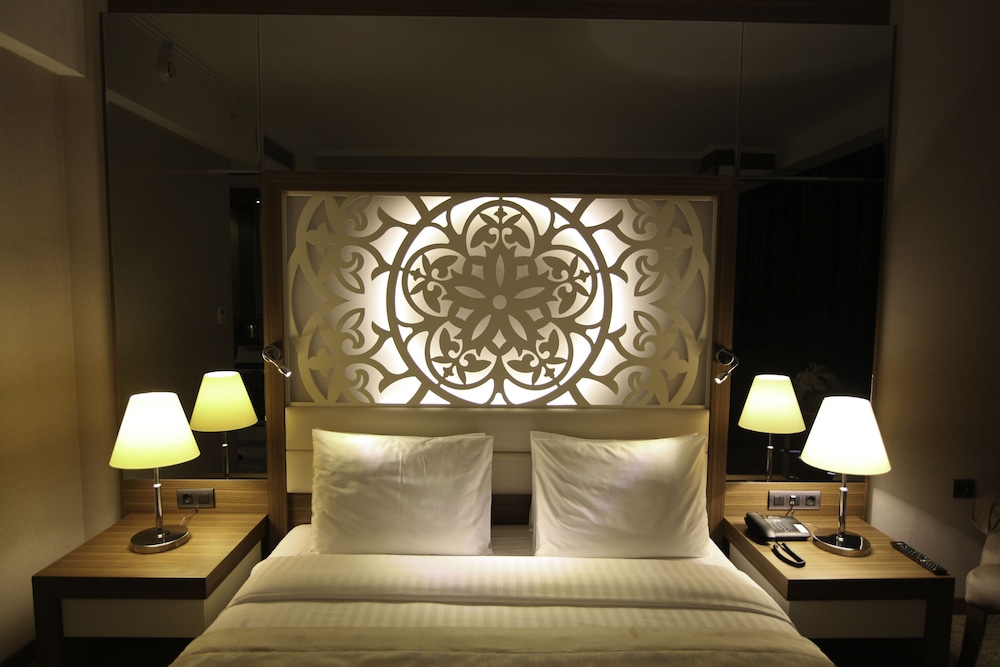 Habitación Estándar con 1 cama doble, vistas a la ciudad del hotel Downtown Ankara Hotel. Foto 2