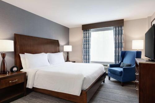 Suite de 1 dormitorio - 1 cama extragrande del hotel Hilton Garden Inn Stony Brook. Foto 5