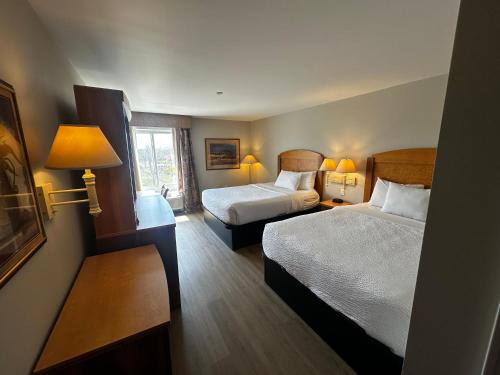 Habitación con 2 camas grandes - No fumadores del hotel La Quinta Inn & Suites by Wyndham Islip - MacArthur Airport. Foto 4