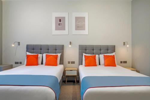 Habitación Cuádruple Superior del hotel OYO Apollo Hotel Bayswater. Foto 2