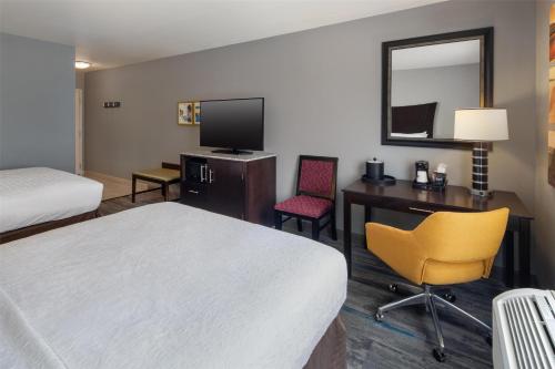 Habitación con dos camas queen - No fumadores del hotel Hampton Inn Seneca Falls. Foto 1