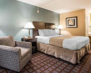 Habitación - 1 cama extragrande - No fumadores del hotel Super 8 by Wyndham Meadowlands. Foto 1