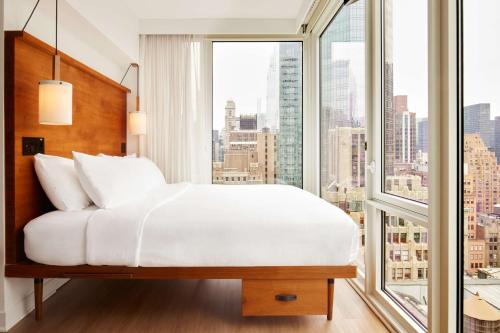Habitación con vistas al cielo - 1 cama extragrande del hotel Arlo Nomad. Foto 5