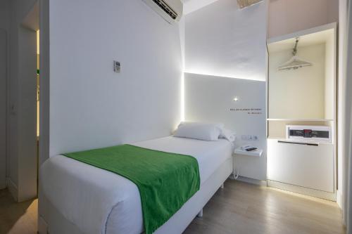 Habitación Individual del hotel Atarazanas Malaga Boutique. Foto 3