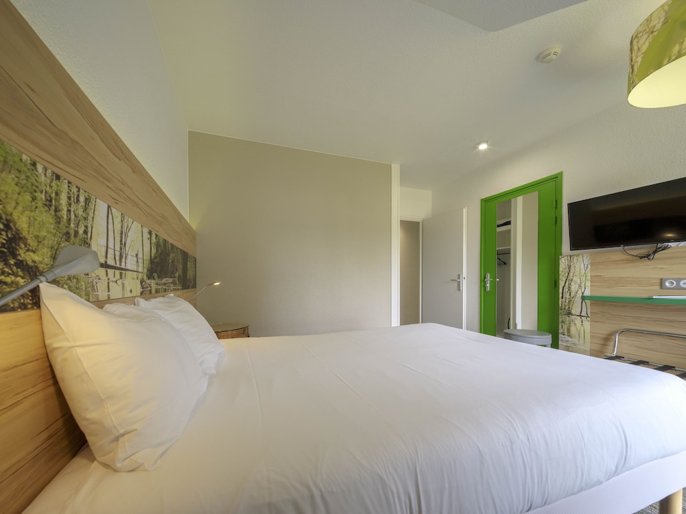 Habitación Estándar con 1 cama doble del hotel Ibis Styles Sarrebourg. Foto 14