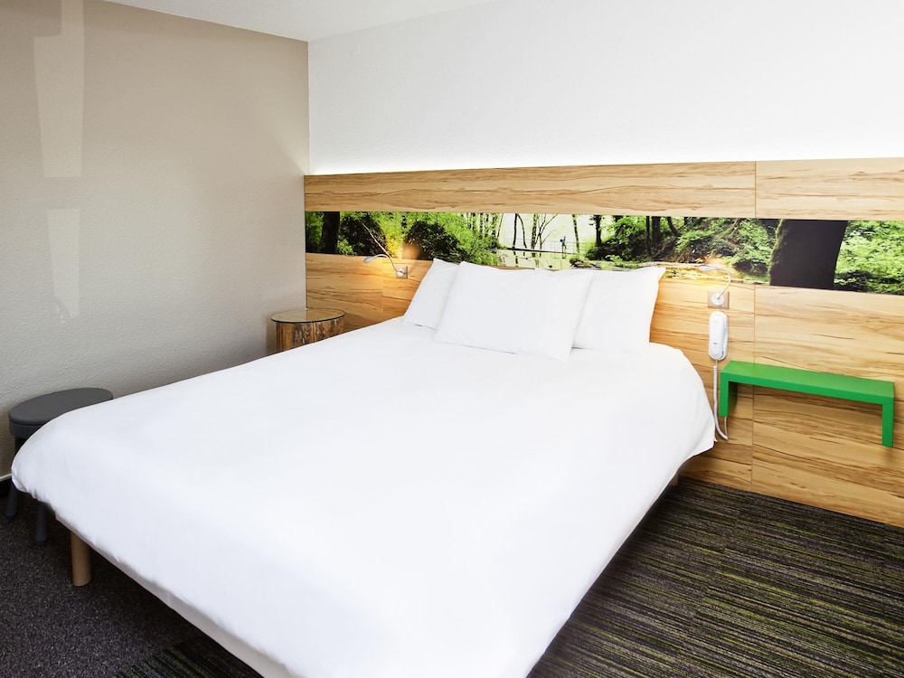 Habitación Estándar con 1 cama doble del hotel Ibis Styles Sarrebourg. Foto 16