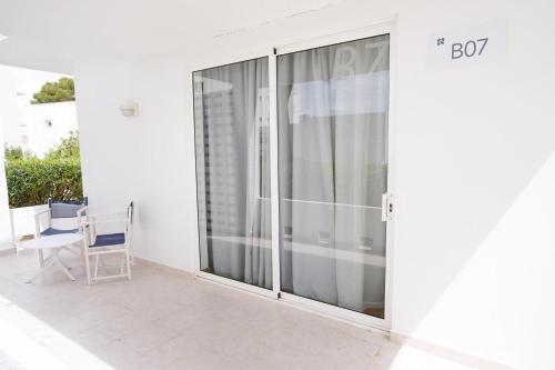 Bungalow del hotel Bluesea Playa Azul. Foto 3