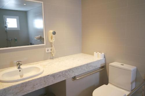 Bungalow del hotel Bluesea Playa Azul. Foto 4