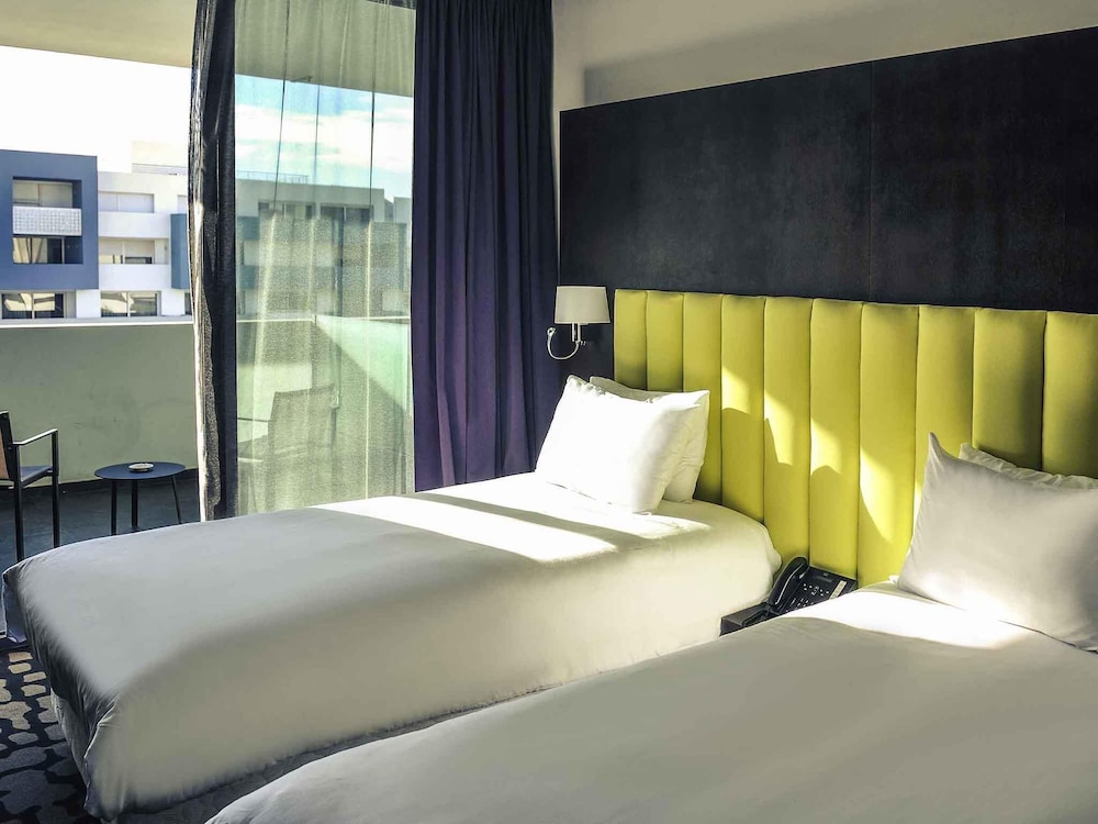 Habitación Superior con Dos Camas Individuales del hotel Mercure Rif Nador. Foto 3