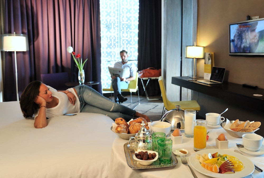 Suite Superior del hotel Mercure Rif Nador. Foto 4
