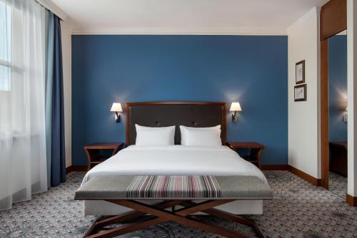Suite Executive con vistas al parque del hotel Radisson Blu , Wroclaw. Foto 1