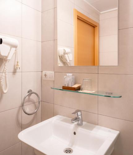 Habitación Doble del hotel La City Mercado. Foto 9