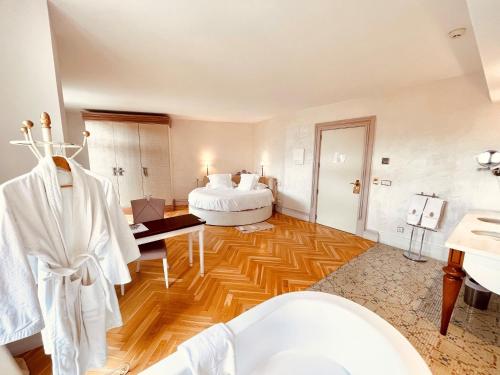 Habitación Familiar Deluxe del hotel Palacio De Úbeda 5 G.l.. Foto 11