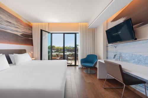 Habitación Doble con balcón - 1 o 2 camas del hotel Eurostars Cascais. Foto 1
