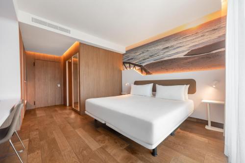Habitación Doble con balcón - 1 o 2 camas del hotel Eurostars Cascais. Foto 3