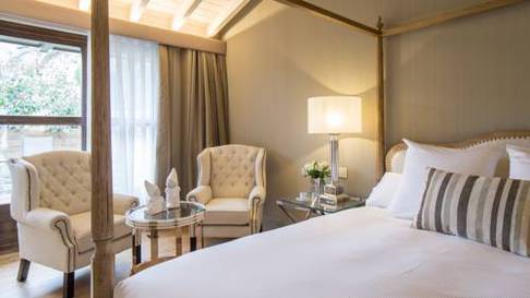 Junior Suite del Agua del hotel Puebloastur Eco-resort Wellness and Spa. Foto 3