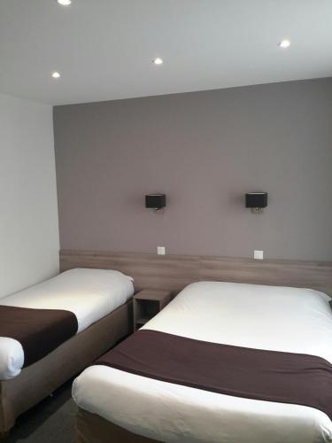 Habitación Triple Clásica del hotel Cosmos. Foto 6