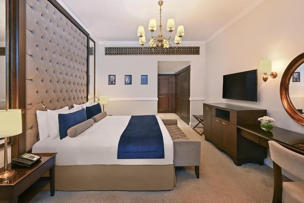 Deluxe Room - Private Beach, Infinity Pool, Lazy River & Kids Club Access del hotel Dukes The Palm, A Royal Hideaway. Foto 2