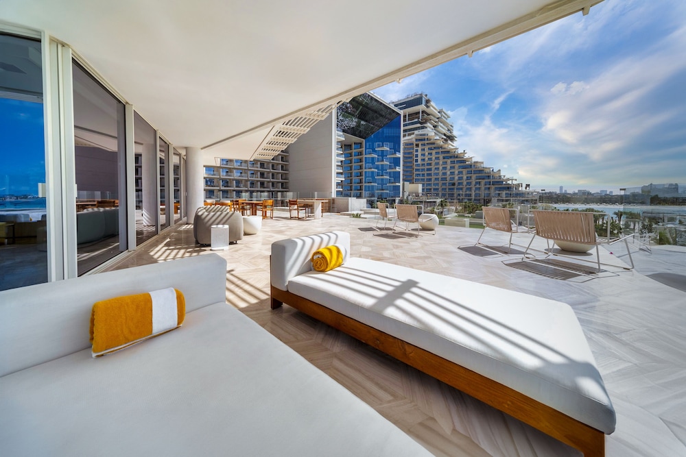 Suite XL con piscina y terraza, 3 dormitorios del hotel FIVE Palm Jumeirah Dubai. Foto 8