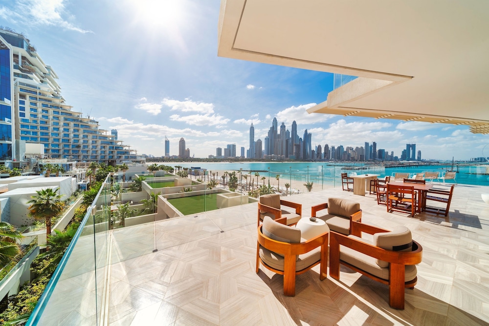 Suite XL con piscina y terraza, 4 dormitorios del hotel FIVE Palm Jumeirah Dubai. Foto 7