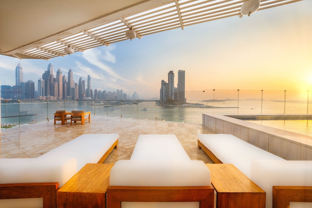Suite XL con piscina y terraza, 4 dormitorios del hotel FIVE Palm Jumeirah Dubai. Foto 8