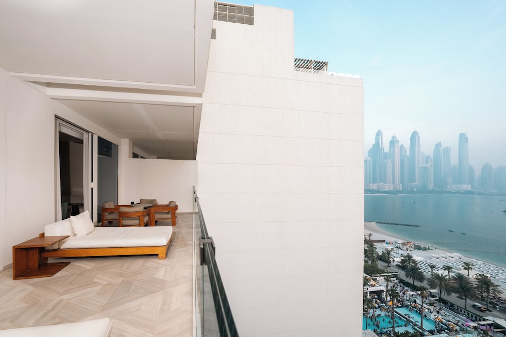 Suite de lujo con 1 dormitorio del hotel FIVE Palm Jumeirah Dubai. Foto 5